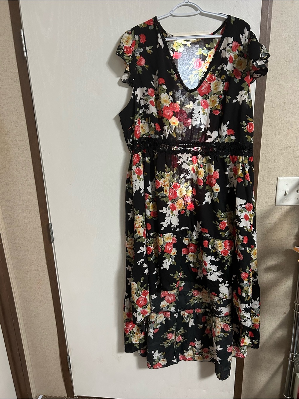 SHEIN Black Floral High-Low Midi Dress with Red & Cream Blooms